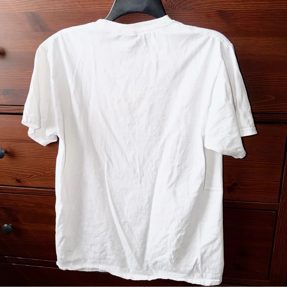 Preserve & Protect National Park Wildlife Wolf T-Shirt - Picture 3 of 3